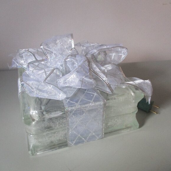Lighted Glass Block w/ Silver Ribbon Christmas Present - Picture 1 of 6